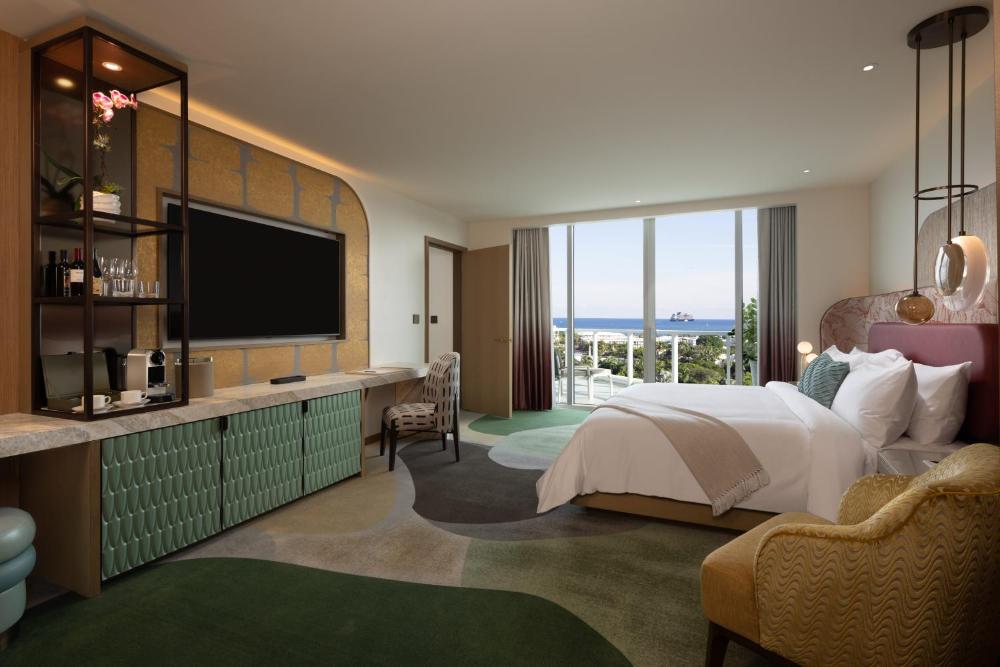 Resort View King Suite interior